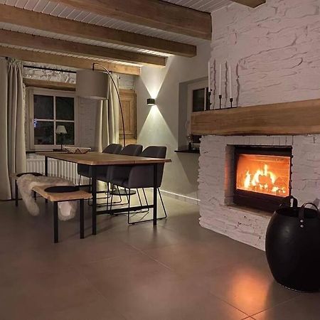 Charmante Maison De Vacances Vaux-sur-Sure Bagian luar foto